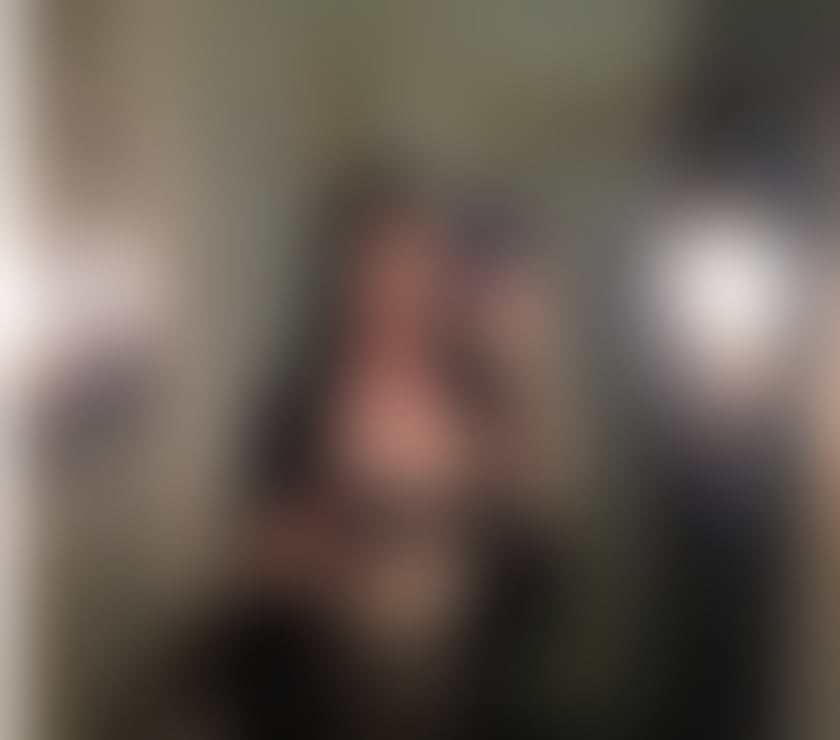 Escorts Wrexham - Wales Wrexham City Centre - Wrexham - Photos for NAUGHTY BRUNETTE-PARTY WOMAN