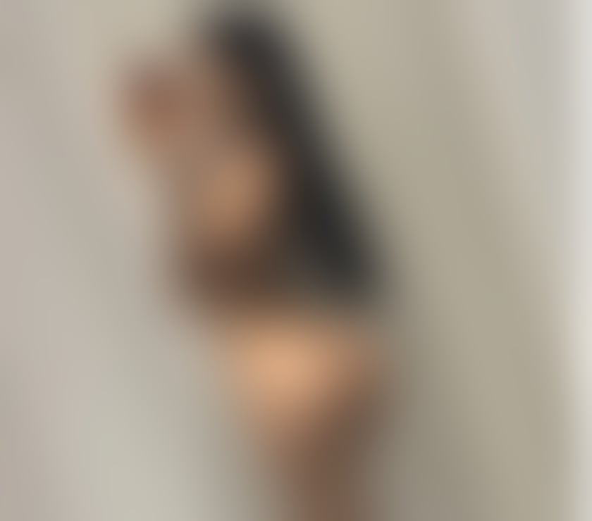 🩵🤍Sellene🩵🤍NEW in Portsmouth 🩵