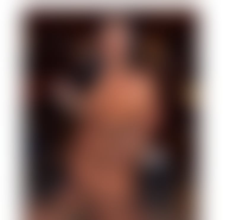 Tania 🍭HOTTEST BRUNETTE IN TOWN💎247