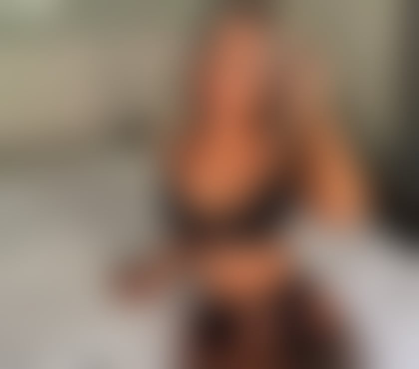 Escorts Wiltshire Swindon - Photos for Hot girl only outcall x