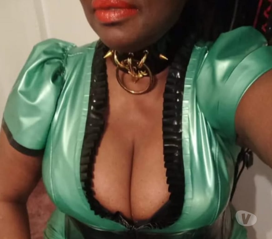 Escorts East London Stratford Station - East London - Photos for Ebony Dominatrix - live out your fantasies
