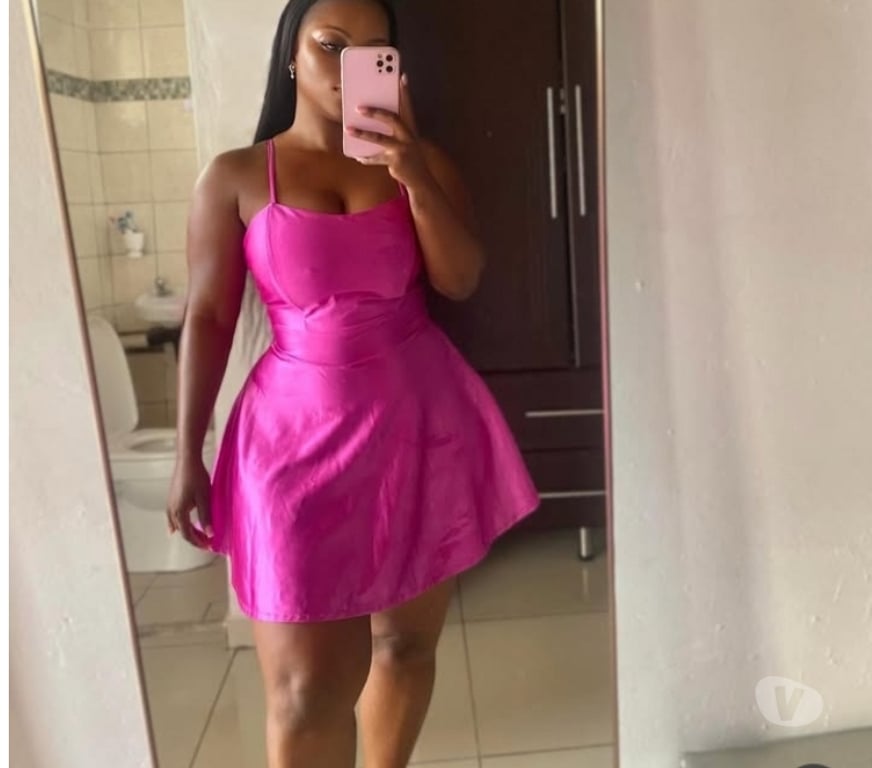 Escorts East London Stratford High Street - DLR Station - East London - Photos for Sexy Sindy is back in town