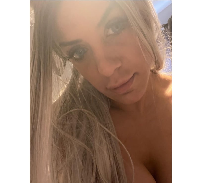  Escorts Chester Cheshire West and Chester - Photos for Mercedes here new to town x