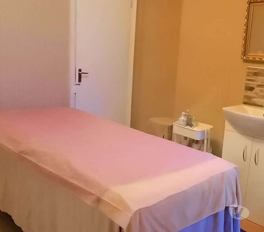 Full body massage West Midlands Birmingham - Photos for Luxury and Relaxing Oriental Massage Spa