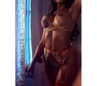 Elegant, sexy and wild!
