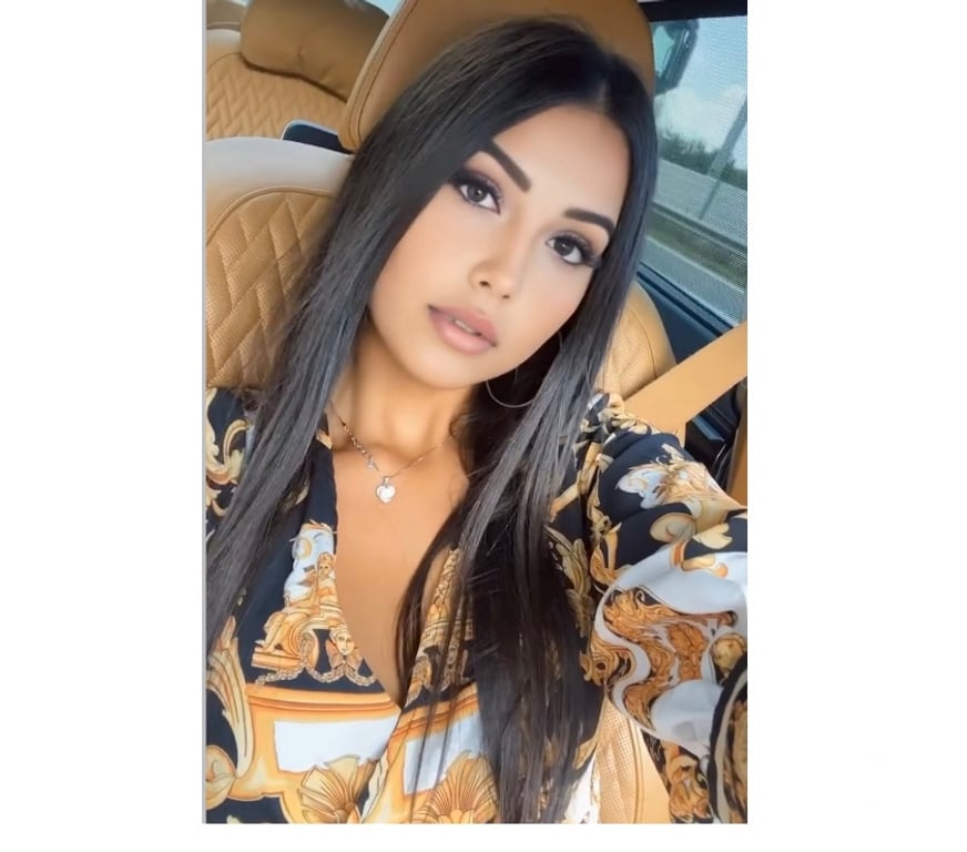 Escorts East London Havering - Photos for Beautiful unique girl for outcall services