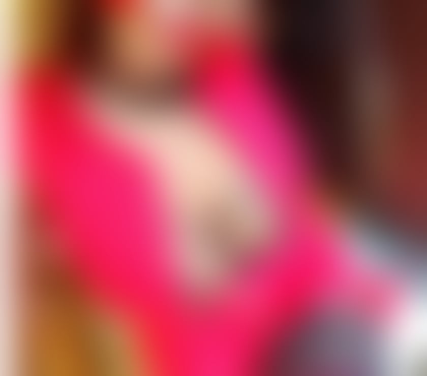 Escorts Cumberland Carlisle - Cumberland - Photos for Allure K Busty ,Elegant mature classy lady