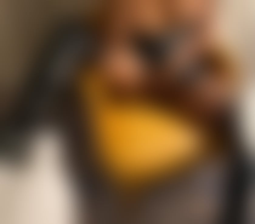 Escorts Cumberland Carlisle - Cumberland - Photos for Allure K Busty ,Elegant mature classy lady