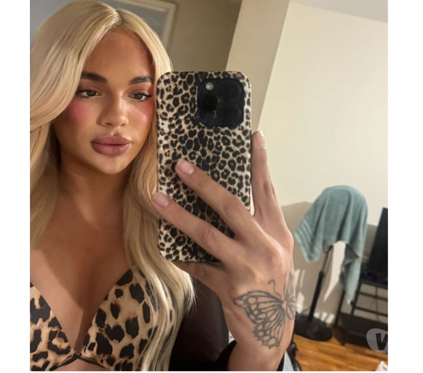 Escorts York York City Centre - York - Photos for 👑French Doll Kass -BIG 🍆 secret!🫦❤️‍🔥PARTY