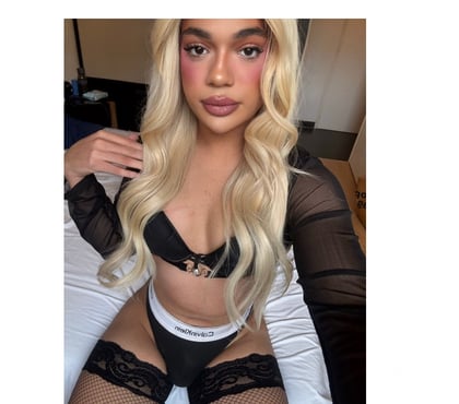  Escorts & Erotic Massage York City Centre York - Photos for 👑French Doll Kass -BIG 🍆 secret!🫦❤️‍🔥PARTY