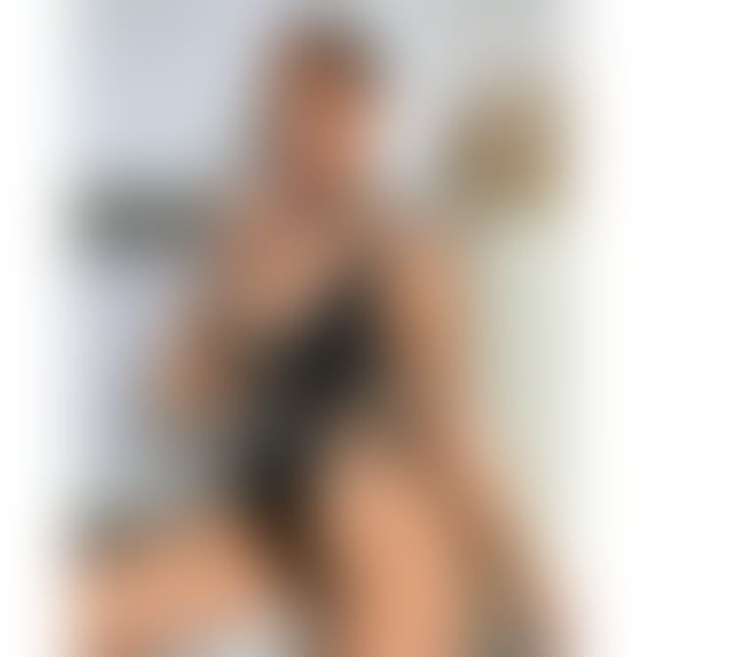 NEW IN TOWN,EMILY ❤️