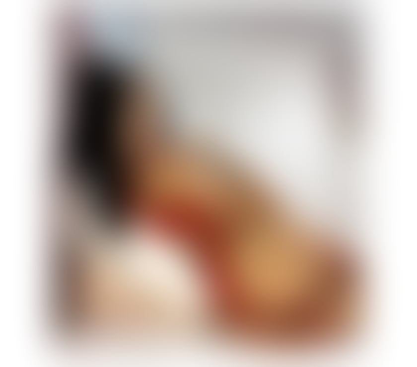 Raluca new girl in town party girls😘