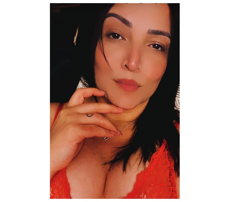 Escorts Reading Reading Town Centre - Reading - Photos for Milla, I'm a hot girl and I love partying 🥳 🫦😘