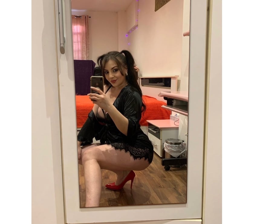 Escorts and Massages Bayswater Station Central London - Photos for Playful new brunette looking for fun