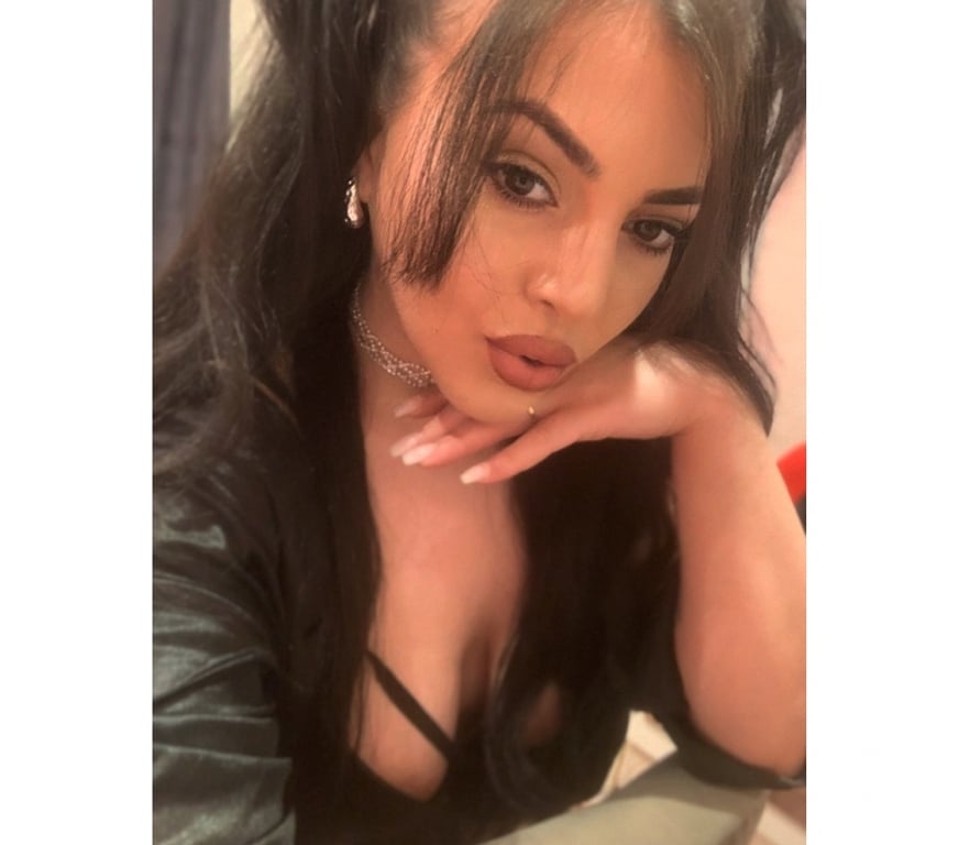 Escorts Central London Bayswater Station - Central London - Photos for Playful new brunette looking for fun