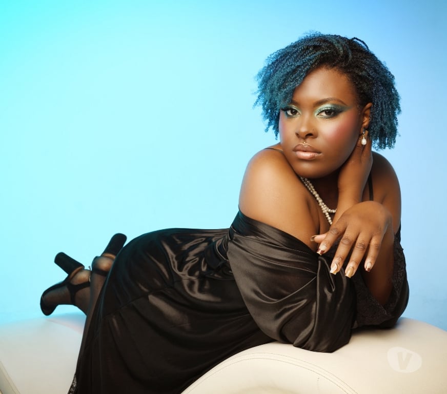 Escorts East London Canary Wharf Station - East London - Photos for NEW CURVY EBONY IN TOWN