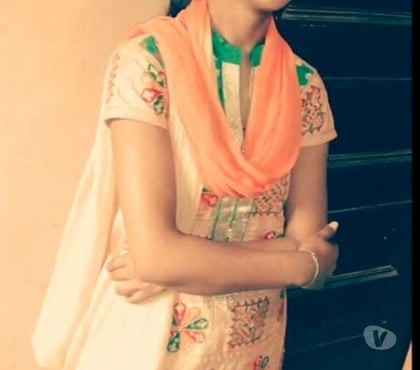 Escorts Hounslow East Station Hounslow - Photos for Escort girl service