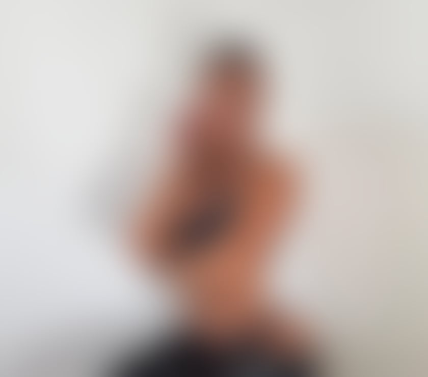  Escorts & Erotic Massage Canary Wharf East London - Photos for Hiya I’m Zoe just pop in for 2 days hoping to cu soon x