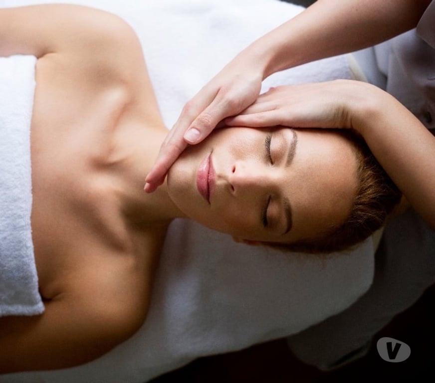 Escorts Greater Manchester Bolton - Photos for Escorts & Massages