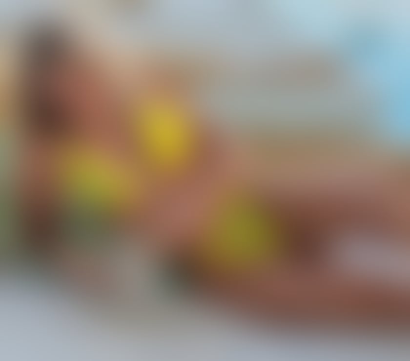 Photos for ✨ Blonde Latina girl in the city center.✨🇧🇷