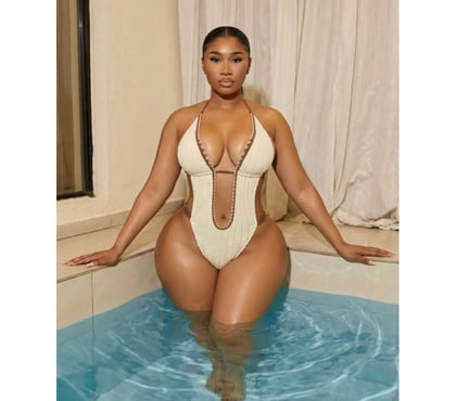  Escorts & Erotic Massage Chatham Medway - Kent - Photos for STUNNING PAMELA 😍😍