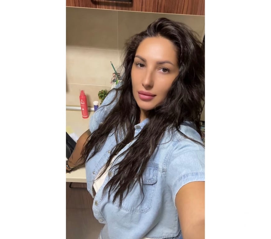 Adult Entertainment Greater Manchester Manchester - Photos for Lora brunette girl new