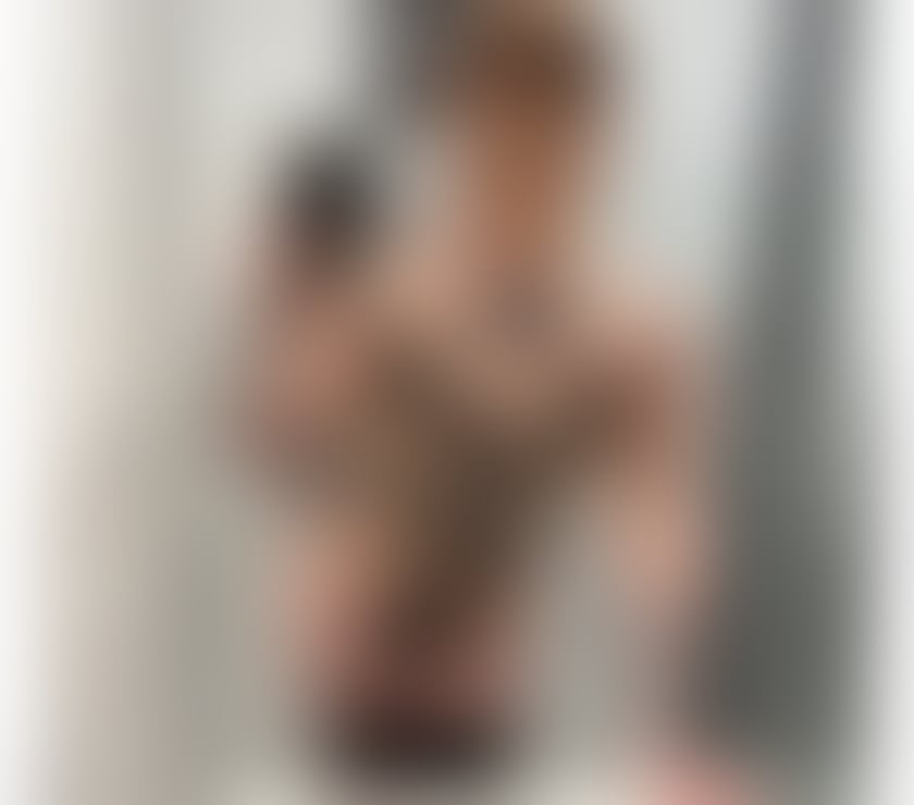 Trans Escorts West London Shepherd`s Bush - West London - Photos for LUXURIOUS FEMBOY🇬🇧 W12 4th-7th