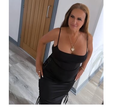 GFE Escorts & Erotic Massage Betchton Cheshire East - Photos for Hi❤️ i.m JANET big boobs 💋big ass ONLY OUTCALL