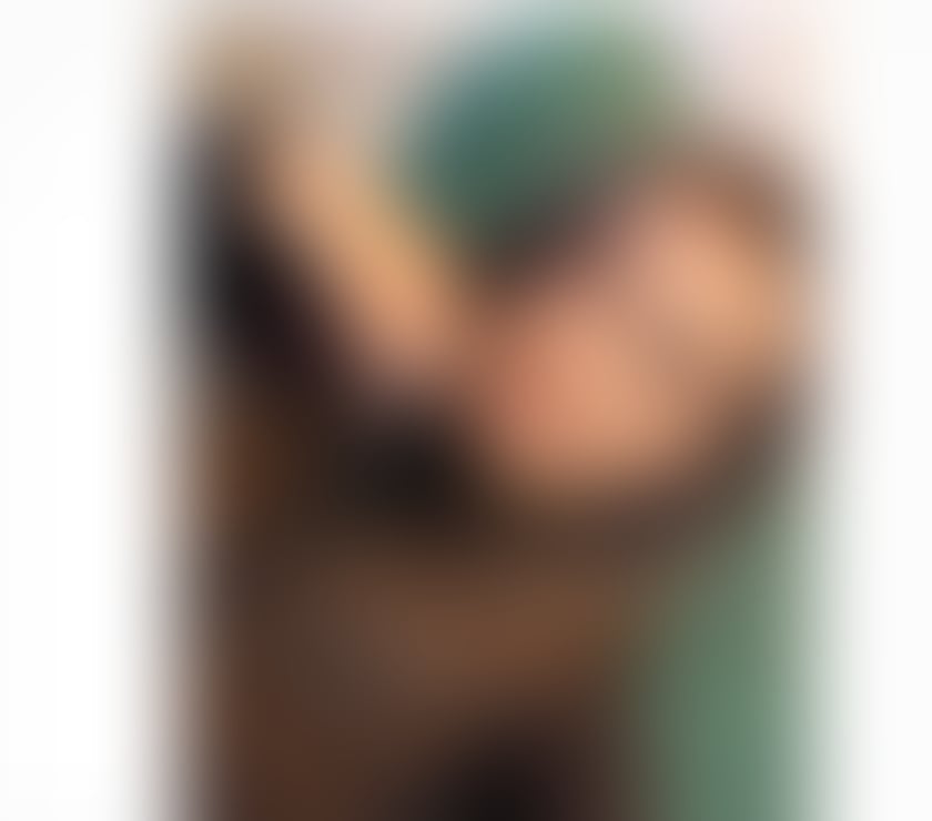 Escorts West Yorkshire Bradford - Photos for Full Body & Relaxation Massage With Hot Oil