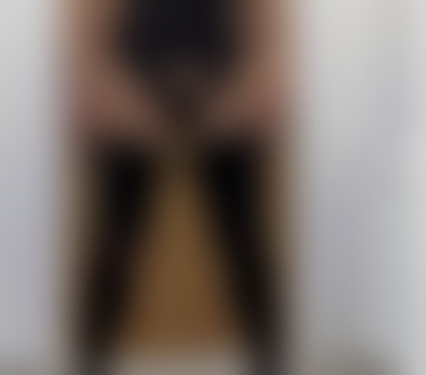 Escorts Hertfordshire St. Albans - Photos for Busty Mature Mixed Race MILF ST Albans AL1 xxx