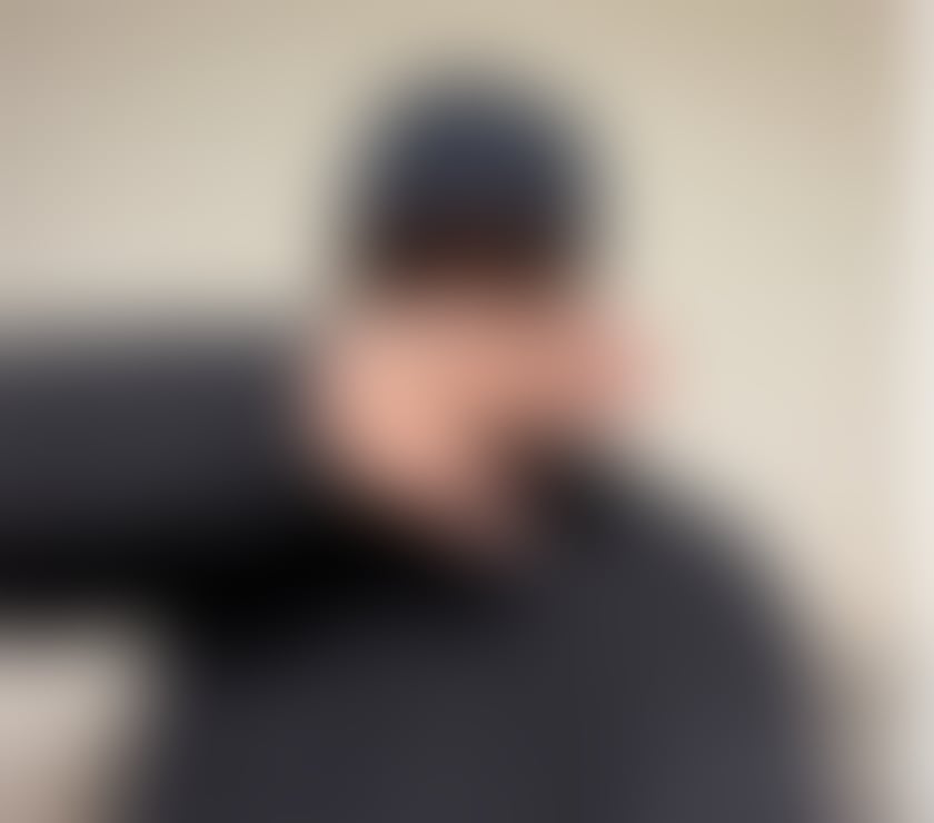 Fun, discreet connection with women only