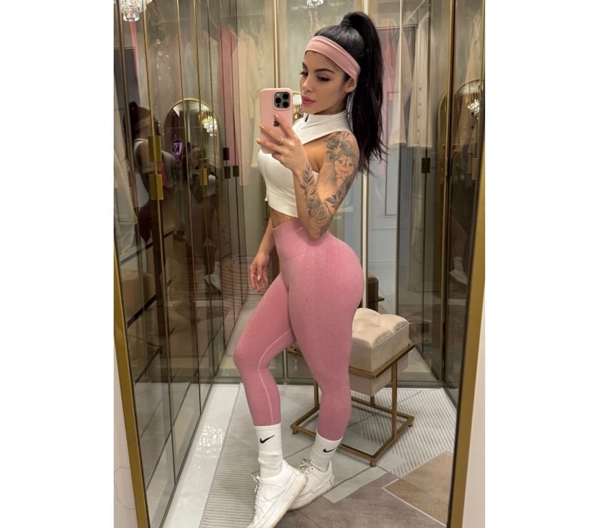 Escorts West Midlands Birmingham - Photos for Alice available incall outcall party, real profile