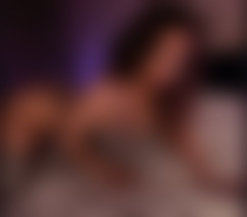 Photos for Party blonde girl 🤍 NO RUSH SERVICE