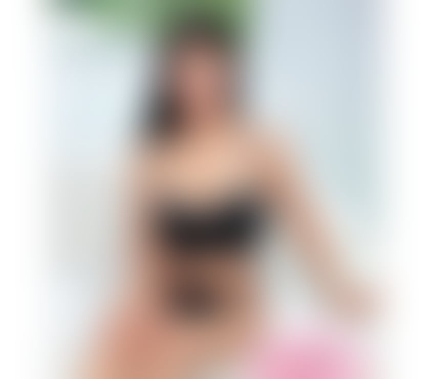 Escorts Peterborough Peterborough City Centre - Peterborough - Photos for Taryn naughty Thai girl 😈Few days in town x