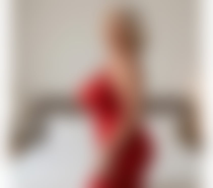 Escorts Oxfordshire Cherwell - Photos for Lovely Old Fit Blonde Lady