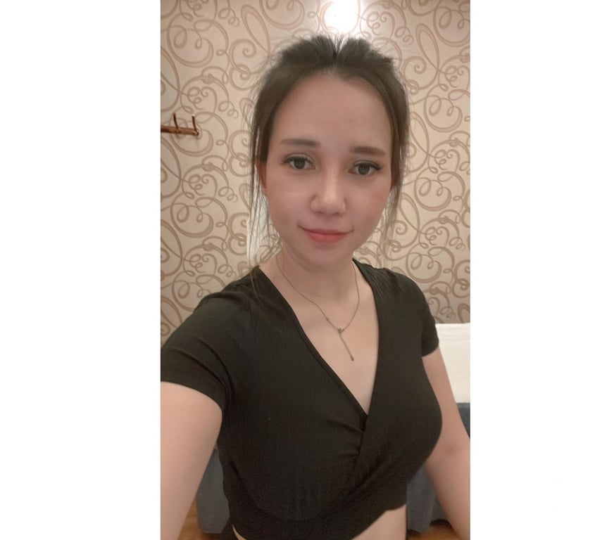 Escorts East Sussex Eastbourne - Photos for Sara Thai lady 07510733329