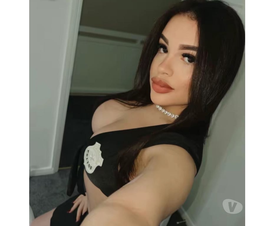 Escorts Slough Slough Town Centre - Slough - Photos for 🩷🩷BABY NICOLLY BRAZILIAN🩷🩷 NEW IN TOWN