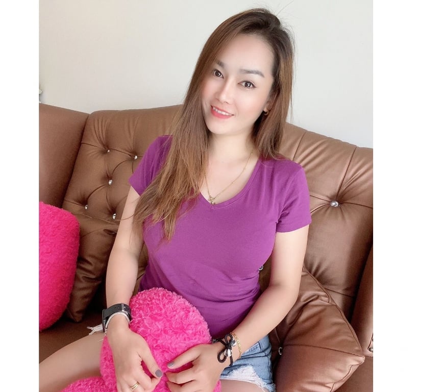 Escorts Gloucestershire South Gloucestershire - Photos for Emmie professional Thai Massage And Body To Body😘