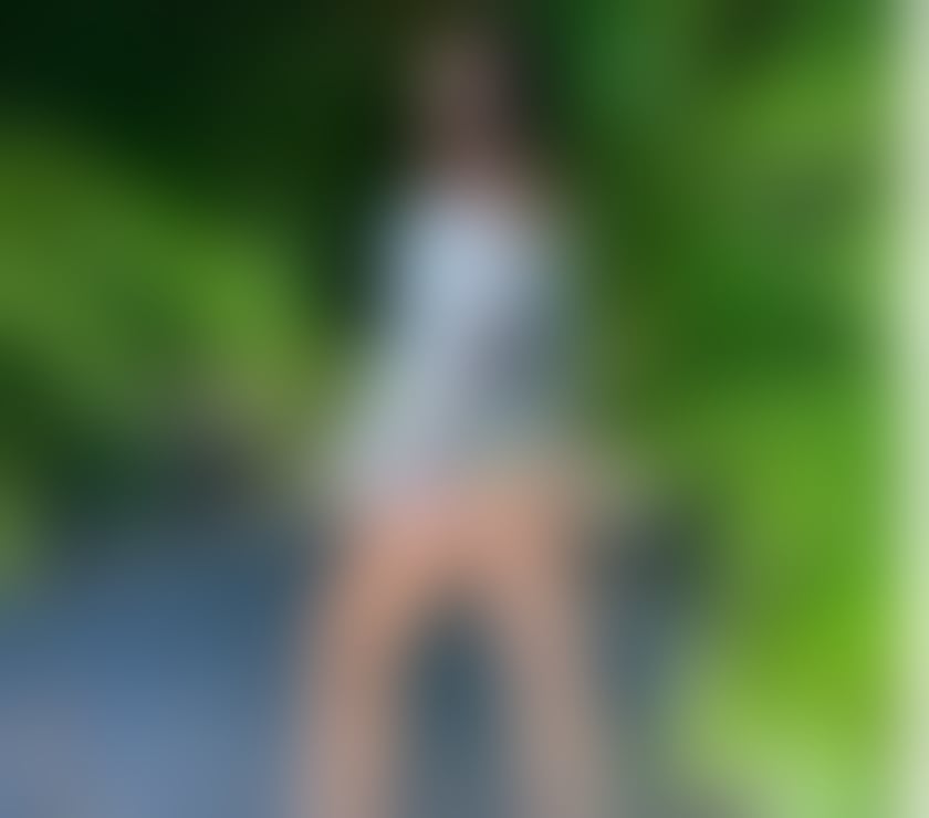 Escorts West Yorkshire Leeds - Photos for NOEMI, curvy body from Malaysian 🇲🇾 👁️🫦👁️