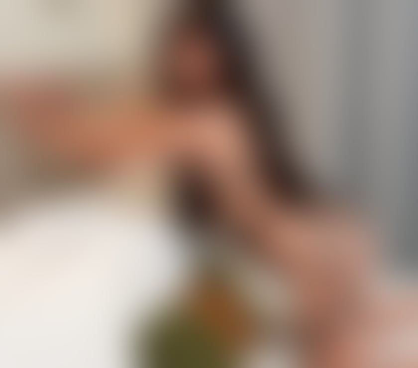 A va STUNNING THAI Girl - NEW, CUTE and 10000% Real