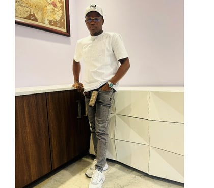 casual encounters Bristol City Centre Bristol - Photos for Cool guy looking for women