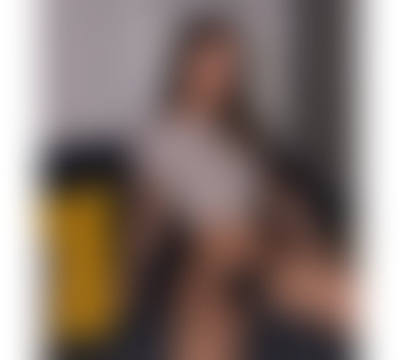 Escorts Portsmouth City Centre Portsmouth - Photos for LILI ALL NATURAL 🥂🍑 AVAILABLE 🍑🥂