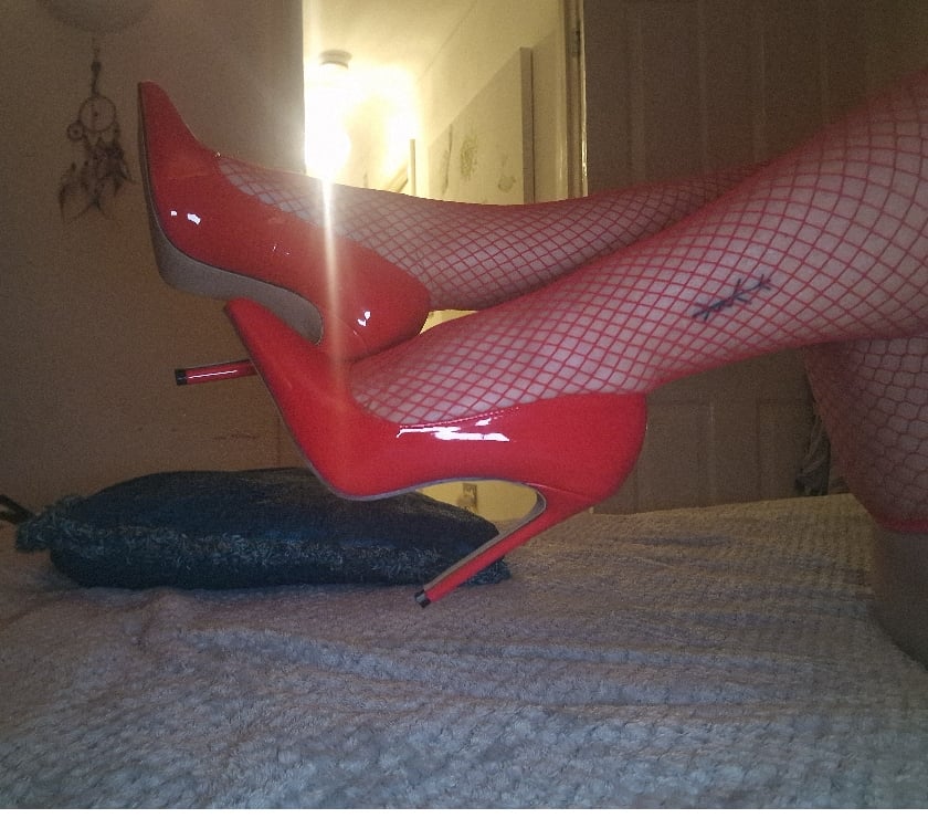 Escorts South East London Bromley - Photos for Vicky - Mature - Elegant - Brazilian