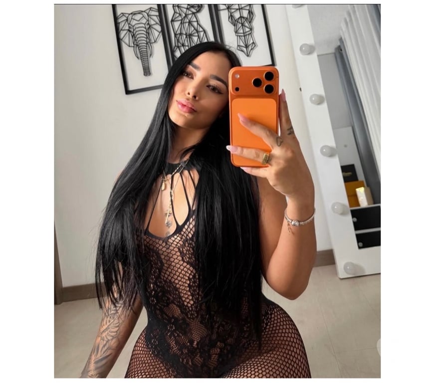Escorts Devon North Devon - Photos for Soft best services