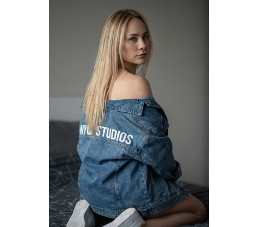 Escorts South East London Croydon - Photos for Mila BIG BOOBS, All Natural 💯% REAL PIC