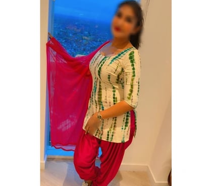 Escorts and Massages Leicester City Centre Leicester - Photos for Harini🥰South Indian Tamil Girl! New In Town