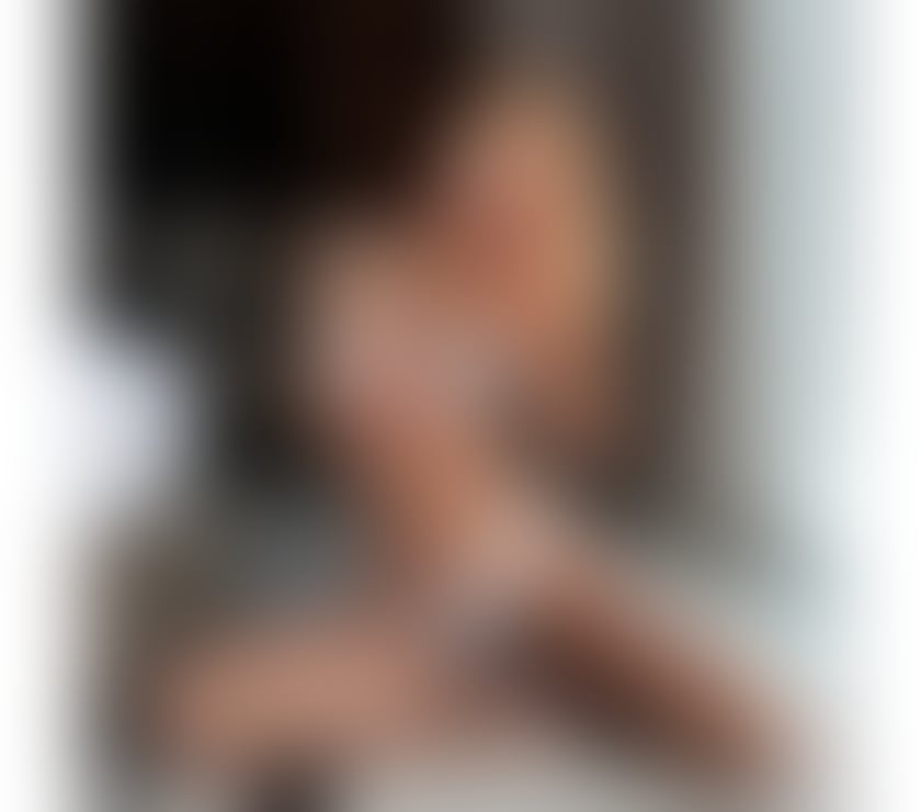 Lara New in Town ✨