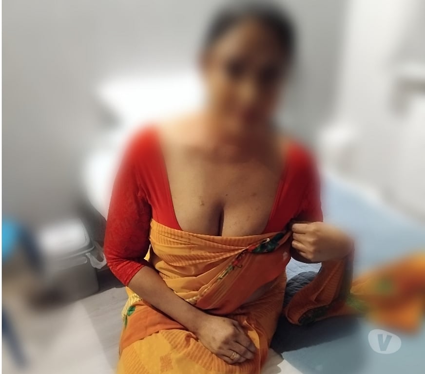 Escorts Leicestershire Leicester - Photos for REENA SOUTH INDIAN TAMIL GIRL NEW IN LEICESTER