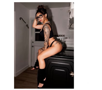 Photos for KELLY PARTY Girl 100% REAL PIC💃🏻🔥😈