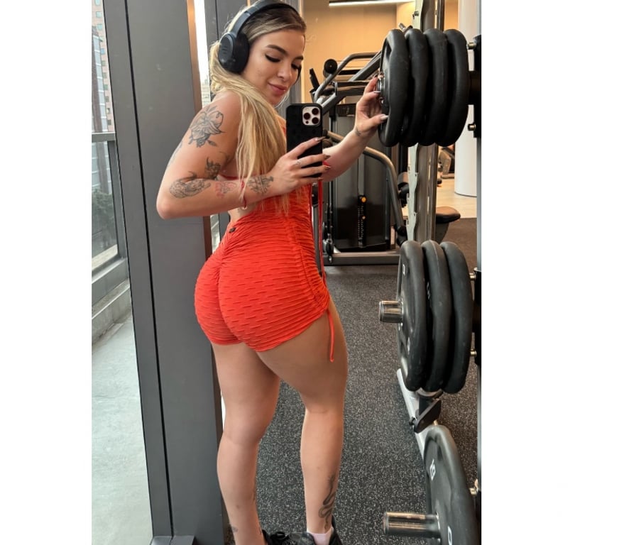 Escorts West Midlands Coventry - Photos for 🇧🇷New Brazilian Party🥂The Best Service🇧🇷